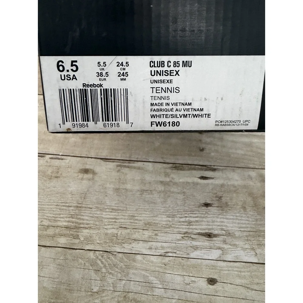 Reebok see photos